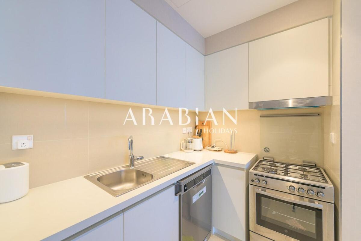 Sophisticated 1br With View In Creek Harbor * Dubai
