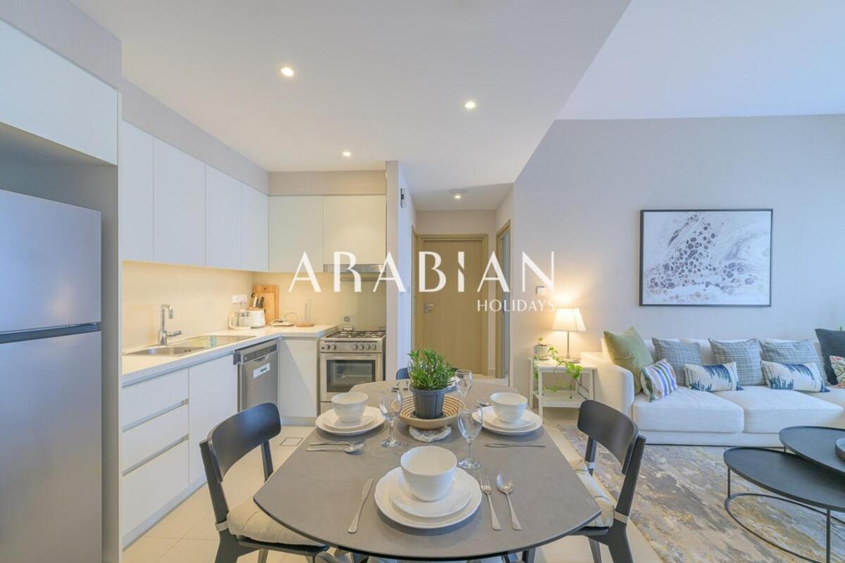 Sophisticated 1br With View In Creek Harbor Apartment *