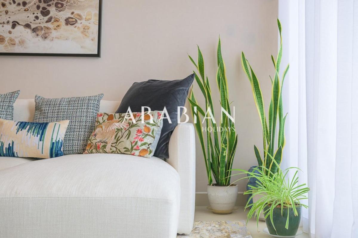 Sophisticated 1br With View In Creek Harbor Dubai