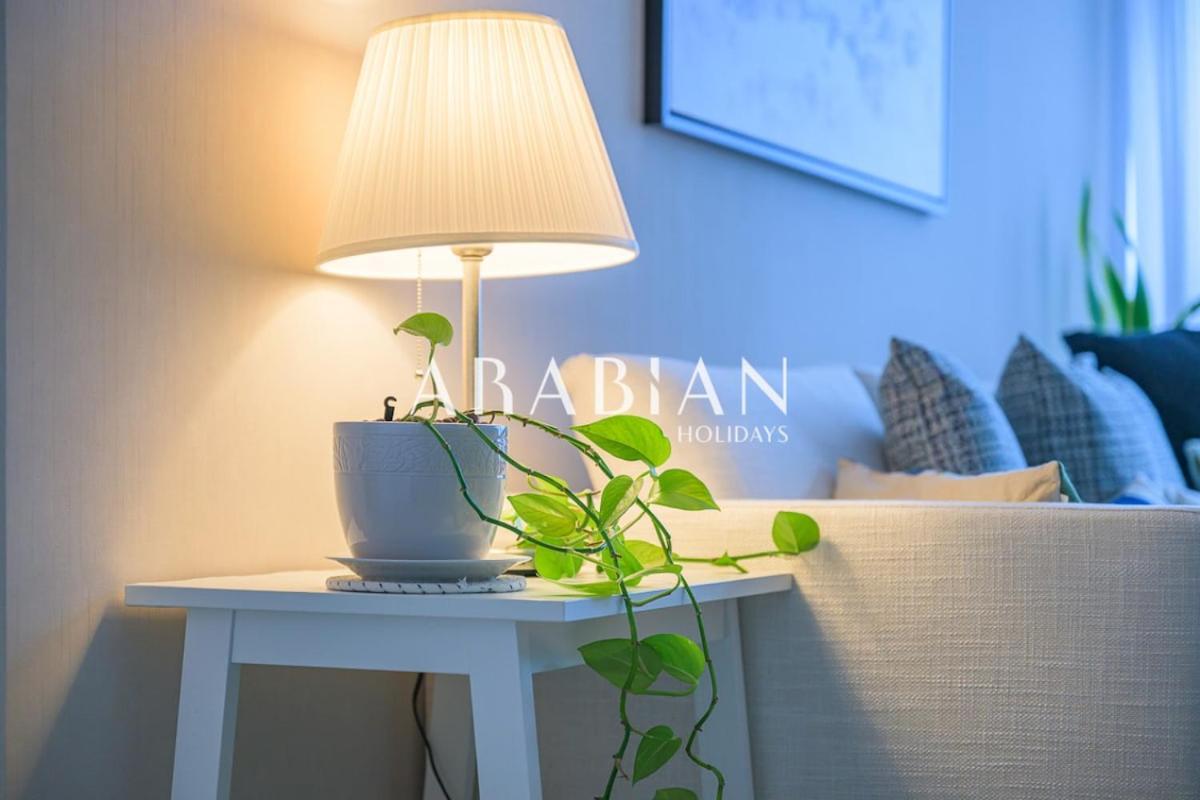 Apartment Sophisticated 1br With View In Creek Harbor Dubai
