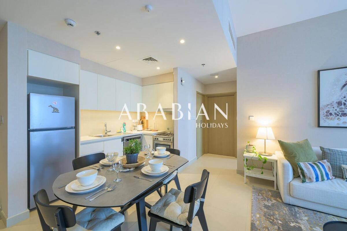 Apartment Sophisticated 1br With View In Creek Harbor Dubai